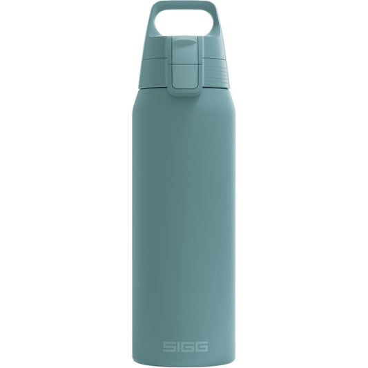 SIGG - Insulated drinking bottle - Thermos bottle Shield Therm One Morning Blue carbonated drinks - Leak-proof - Dishwasher safe - BPA-free - 90% recycled stainless steel - Gray blue - 0.75L - 6020.80
