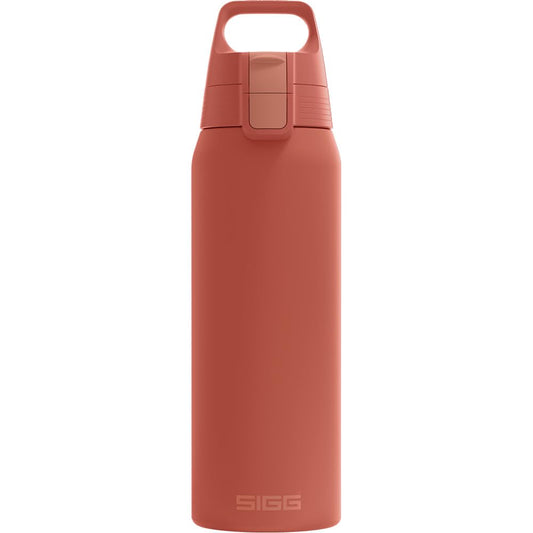 SIGG - Insulated drinking bottle - Thermos bottle Shield Therm One Eco Red carbonated drinks - Leak-proof - Dishwasher safe - BPA-free - 90% recycled stainless steel - Rust red - 0.75L - 6021.20