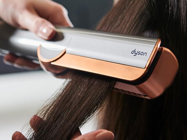 Dyson Airstrait™ Placă de păr, usucă și îndreaptă, catifea roșie și aur - HT01