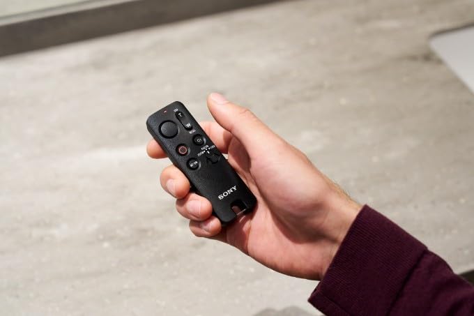 Sony RMT-VP2 | Wireless Bluetooth remote control - compatible with Sony Alpha cameras - for precise photo & video recording, focus control & wireless shutter release - RMTVP2B.CE7