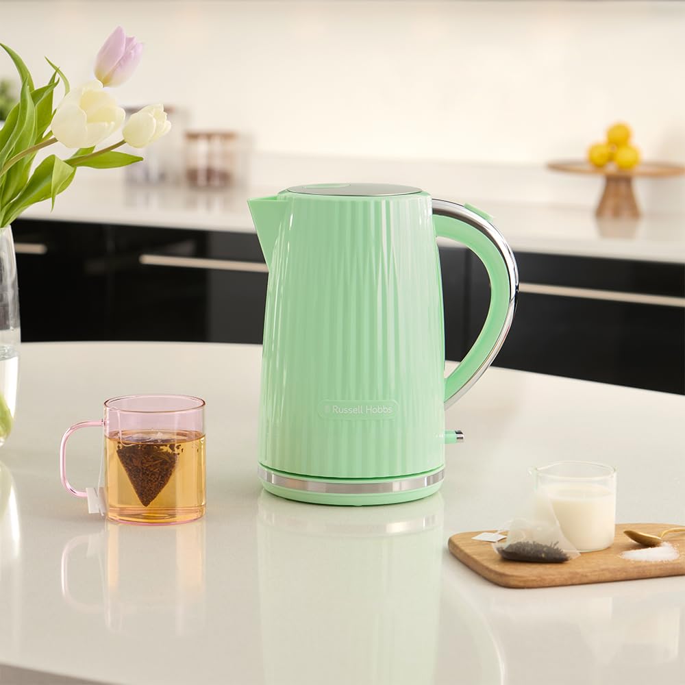 Russell Hobbs Kettle, 1.7 l, Pistachio, Stainless Steel Accents, 2400 Watts - 27364-70
