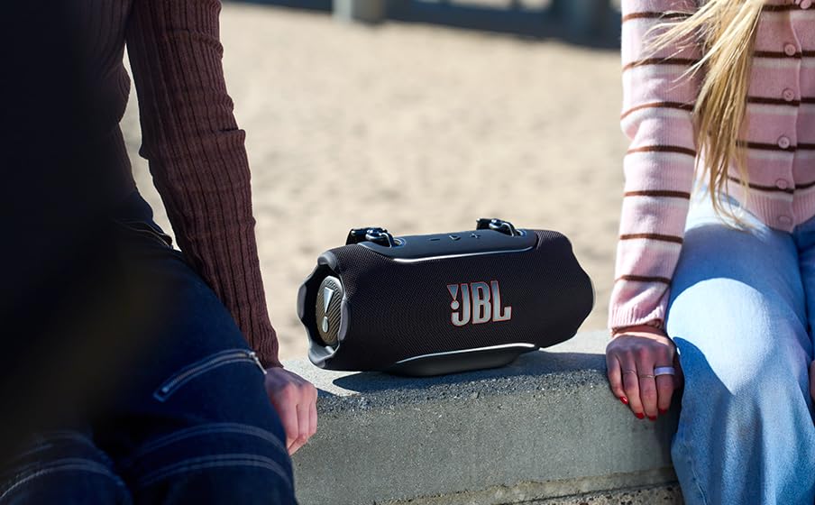 JBL Xtreme 5 Portable Bluetooth speaker with JBL Pro Sound, practical shoulder strap, IP68 waterproof, integrated power bank, black - JBLXTREME5BLK