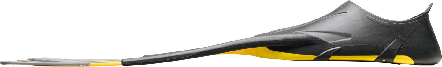 Cressi Agua Fins Swimming Fins - Adjustable Foot Section for Diving - Ergonomic Short Fins Adults & Children - Durable Fin Material - Yellow - 43/44 - CA201043