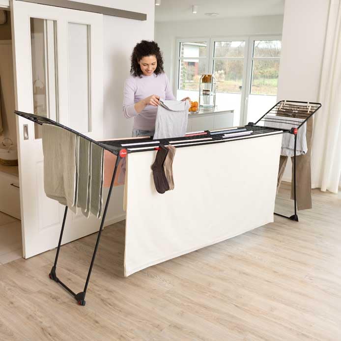Vileda Infinity Flex Ultimate Drying Rack Black Edition | Extendable black telescopic frame, XXL drying rods | Foldable & pre-assembled - fewer marks for large textiles | Comfort pack - 178871