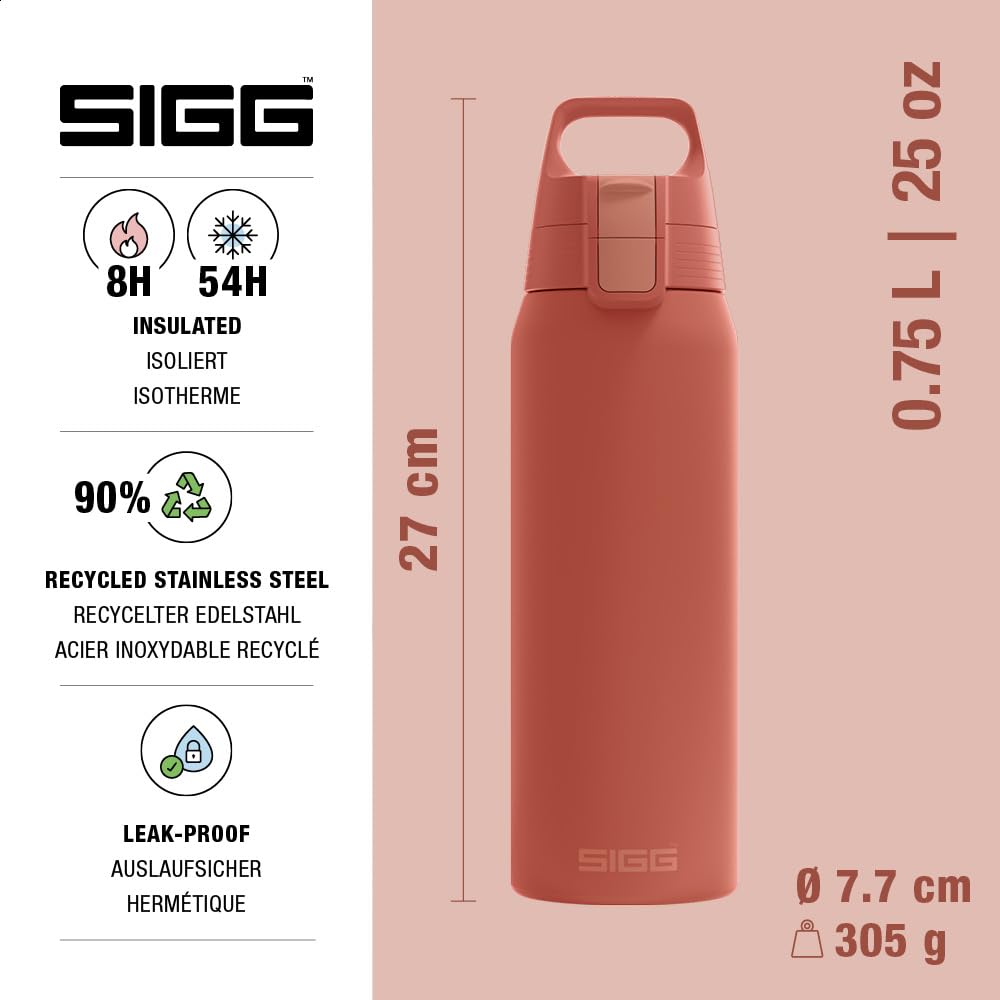 SIGG - Insulated drinking bottle - Thermos bottle Shield Therm One Eco Red carbonated drinks - Leak-proof - Dishwasher safe - BPA-free - 90% recycled stainless steel - Rust red - 0.75L - 6021.20
