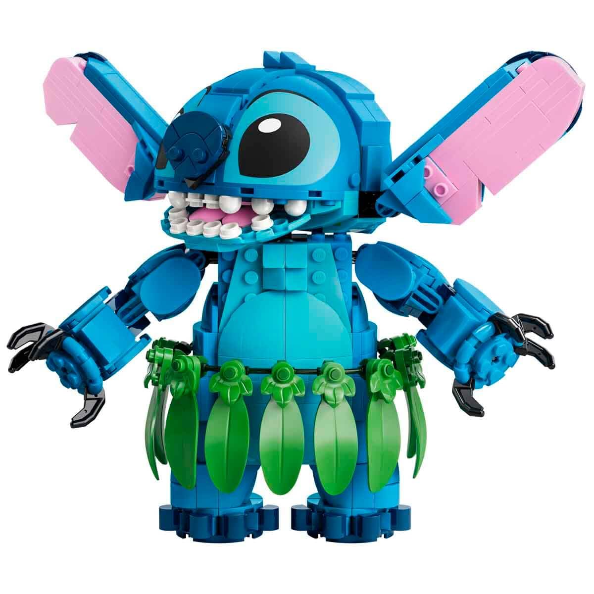 LEGO | Disney Stitch and Scrump - 2 figures with accessories including ukulele as room decoration - birthday gift for girls, boys and film fans aged 9 and over - 43296