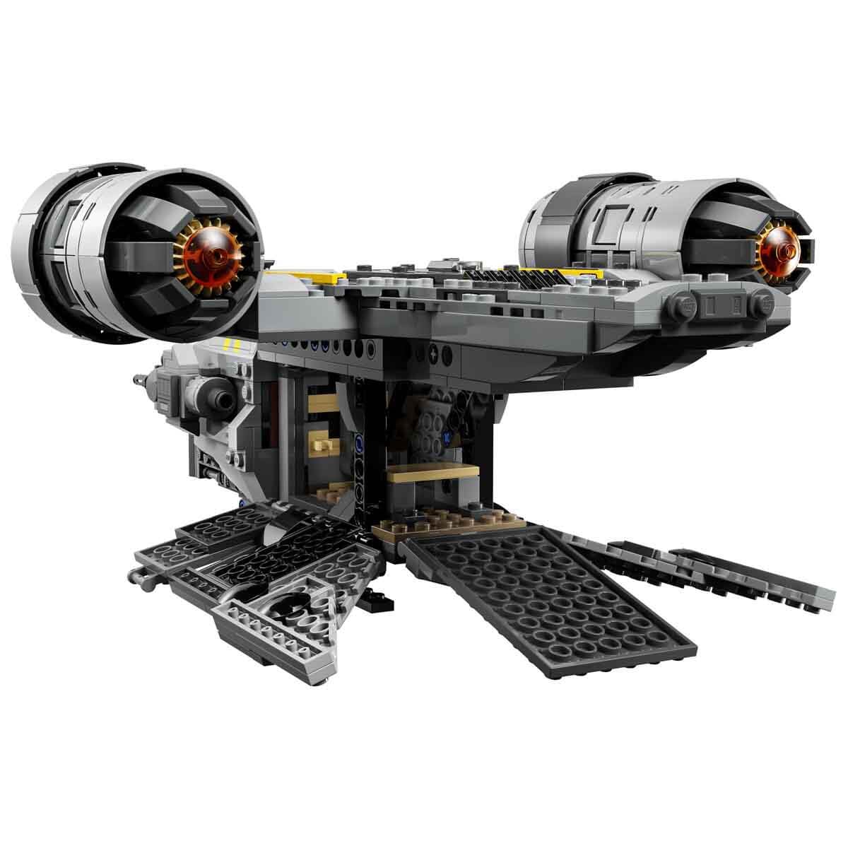 LEGO Star Wars 75447 Razor Crest - The Mandalorian and Grogu set with 4 minifigures & Grogu figure - birthday gift for boys, girls and film fans aged 10 and over