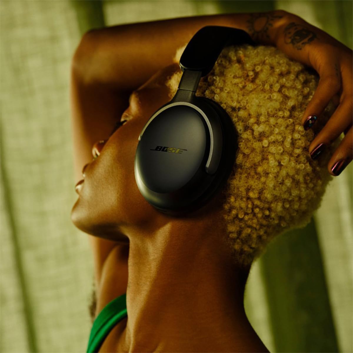 Bose QuietComfort Ultra Headphones Over-Ear - Căști cu Noise Cancelling pentru sunet spațial, căști Spatial Audio, până la 24 de ore autonomie, căști de înaltă calitate cu sunet surround, negru - 880066-0100