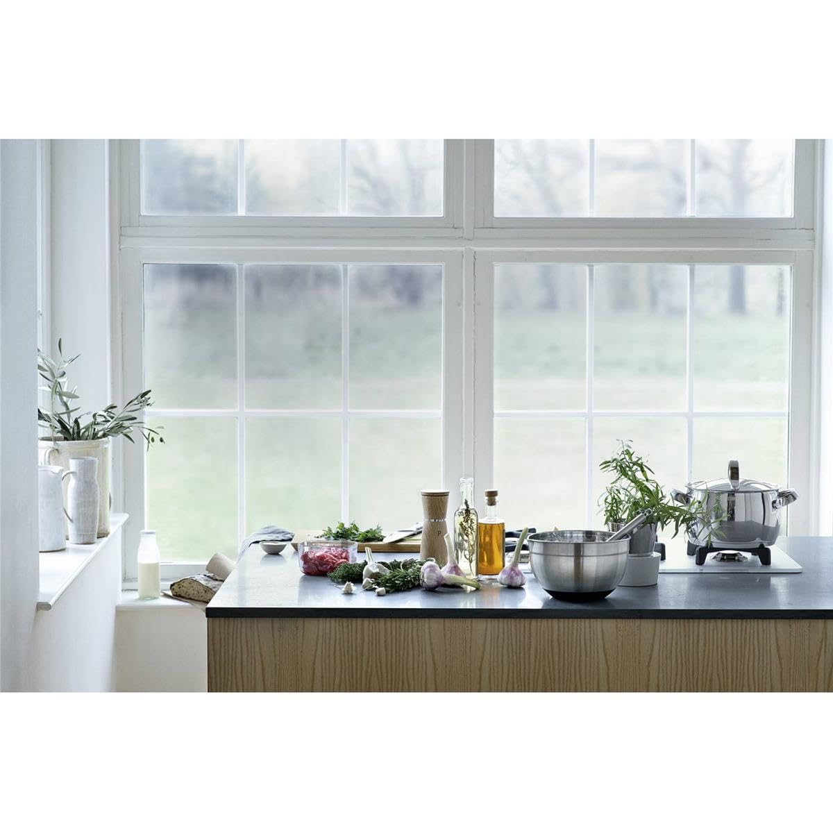 WMF Gourmet kitchen bowl 24 cm, mixing bowl 4.0l, Cromargan stainless steel, heat-resistant up to 250°C, dishwasher-safe, non-slip base - 0646606030