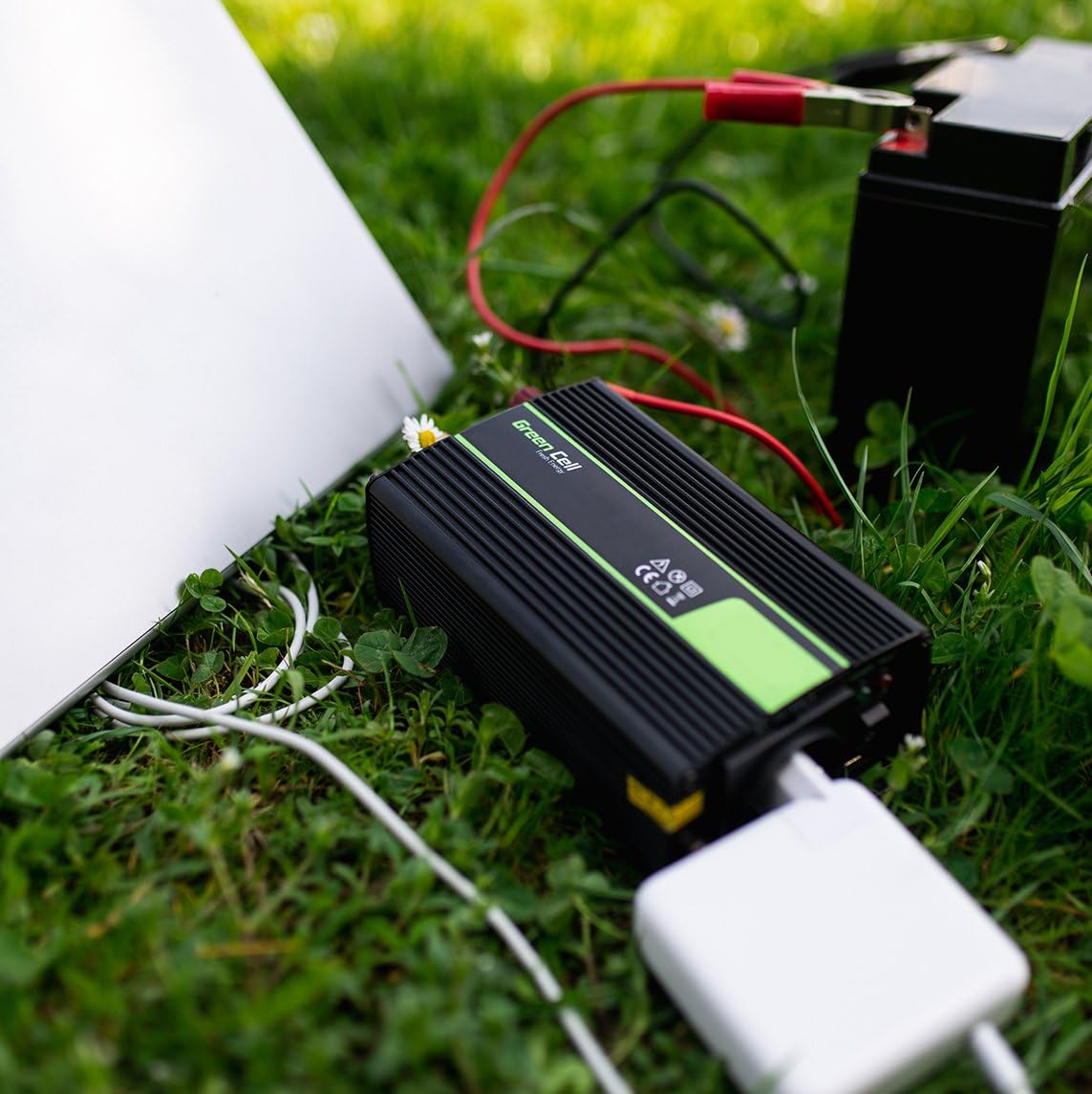 Green Cell 300W/600W DC 12V to AC 230V Pure Sine Wave Voltage Converter UPS UPS Inverter Current Converter Power Bypass Solar Inverter DC AC for supplying pumps in central heating ovens