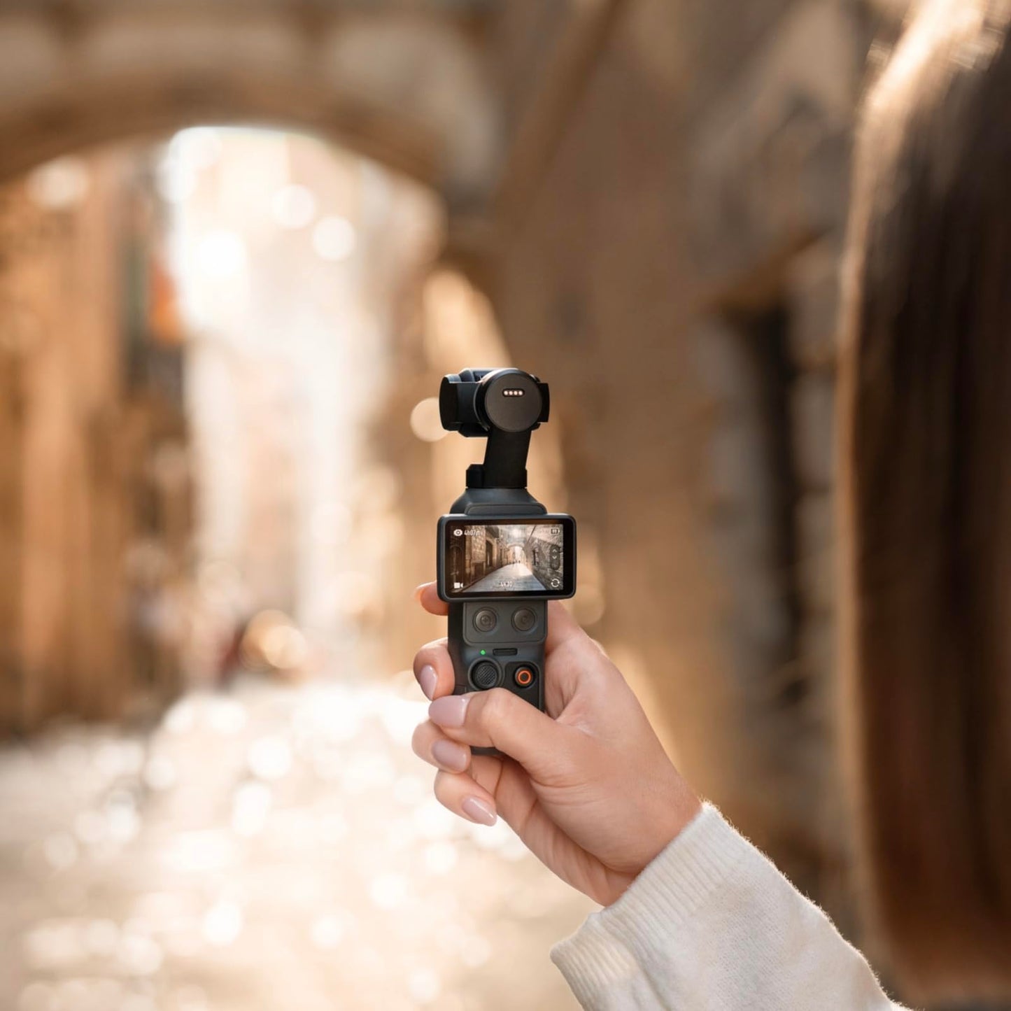 DJI Osmo Pocket 4 Standard Combo, Pocket Gimbal Vlog Camera, 1″ CMOS and 4K/240fps, 3-axis stabilization, 2× lossless zoom, 107GB built-in storage, video camera for photography - 6937224133099