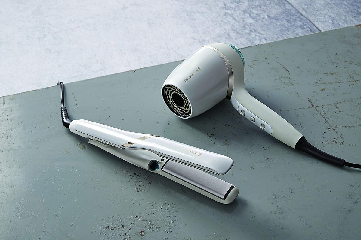 Remington Hair Dryer Ionen Hydraluxe Pro (2200 Watt, 160km/h, 2 Styling Attachments, Hydracare Sensor - 45700560100