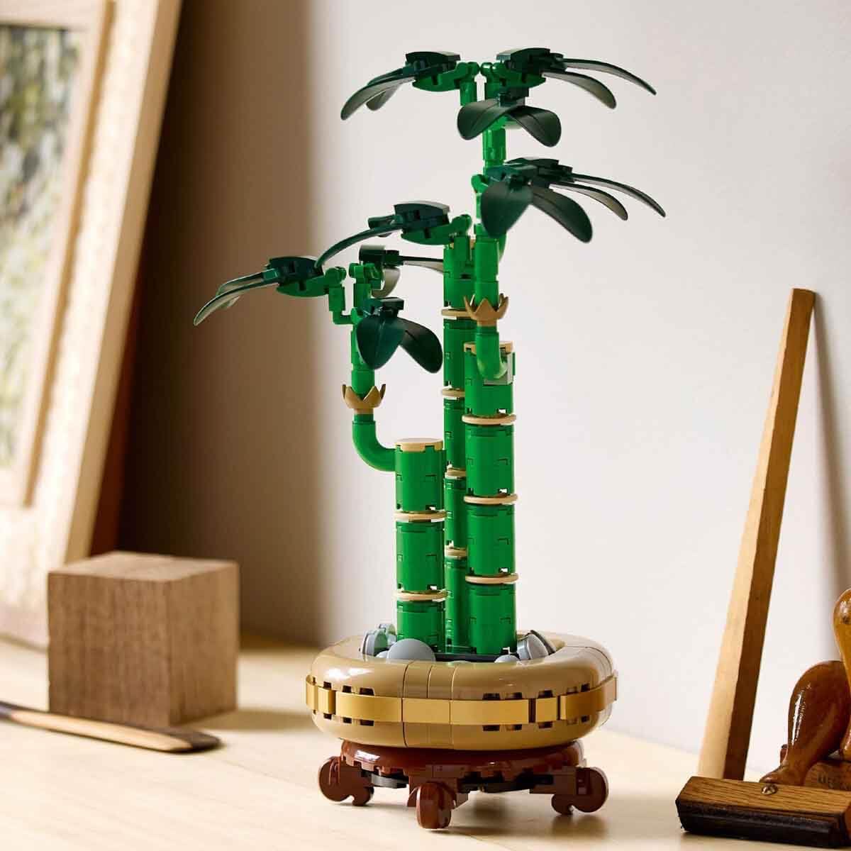 LEGO Botanicals Lucky Bamboo, Artificial Plant - Building Set for Adults - Housewarming or Graduation Gift for Women and Men - Home Decoration 10344