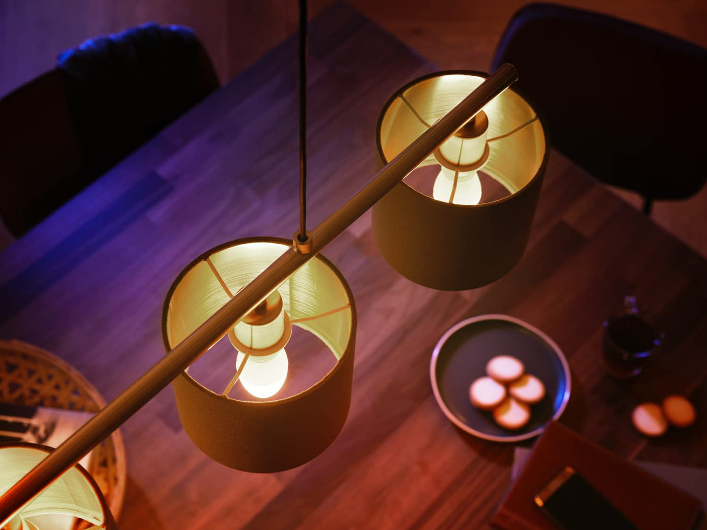 Philips Hue White and Color Ambiance E14 (929002294204)