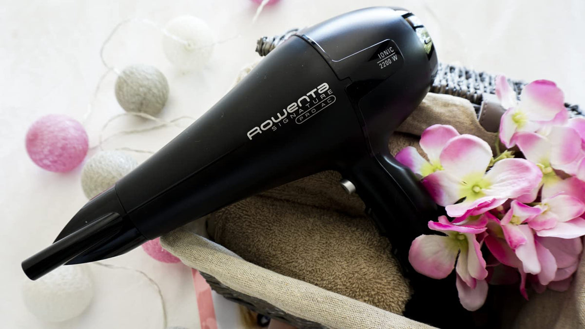 Rowenta CV7810F0 Hair Dryer, 2,200 W, anti-static effect, 2 speed settings, provides shine