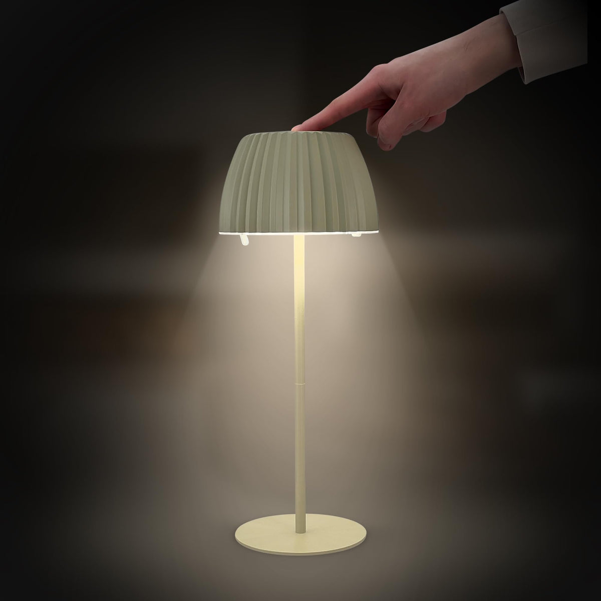 BRILONER - Riffle LED Table Lamp Wireless IP44 with Light Edge, Touch Dimmer, Replaceable Battery, Nightstand Lamp, Reading Lamp, LED Lamp, Battery Lamp, German Design Award Winner 2025, 14.5x36.5 cm, Green - 7553019