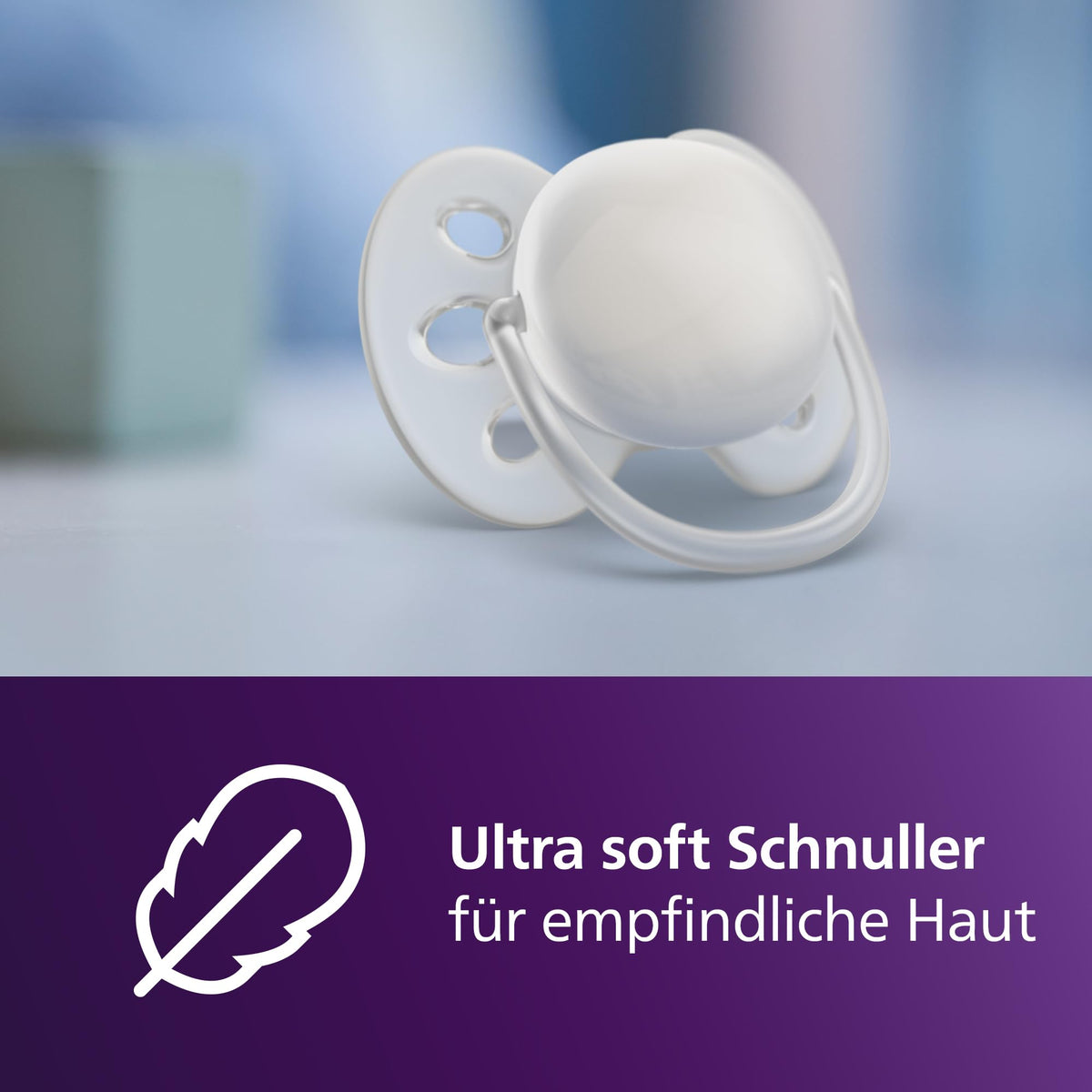 Philips AVENT Baby Bottles with AirFree Valve, Gift Set for Newborns – 4 Baby Bottles, ultra-soft Pacifier, and Bottle Brush, suitable for babies from 0–12 months and older (Model SCD657/11)