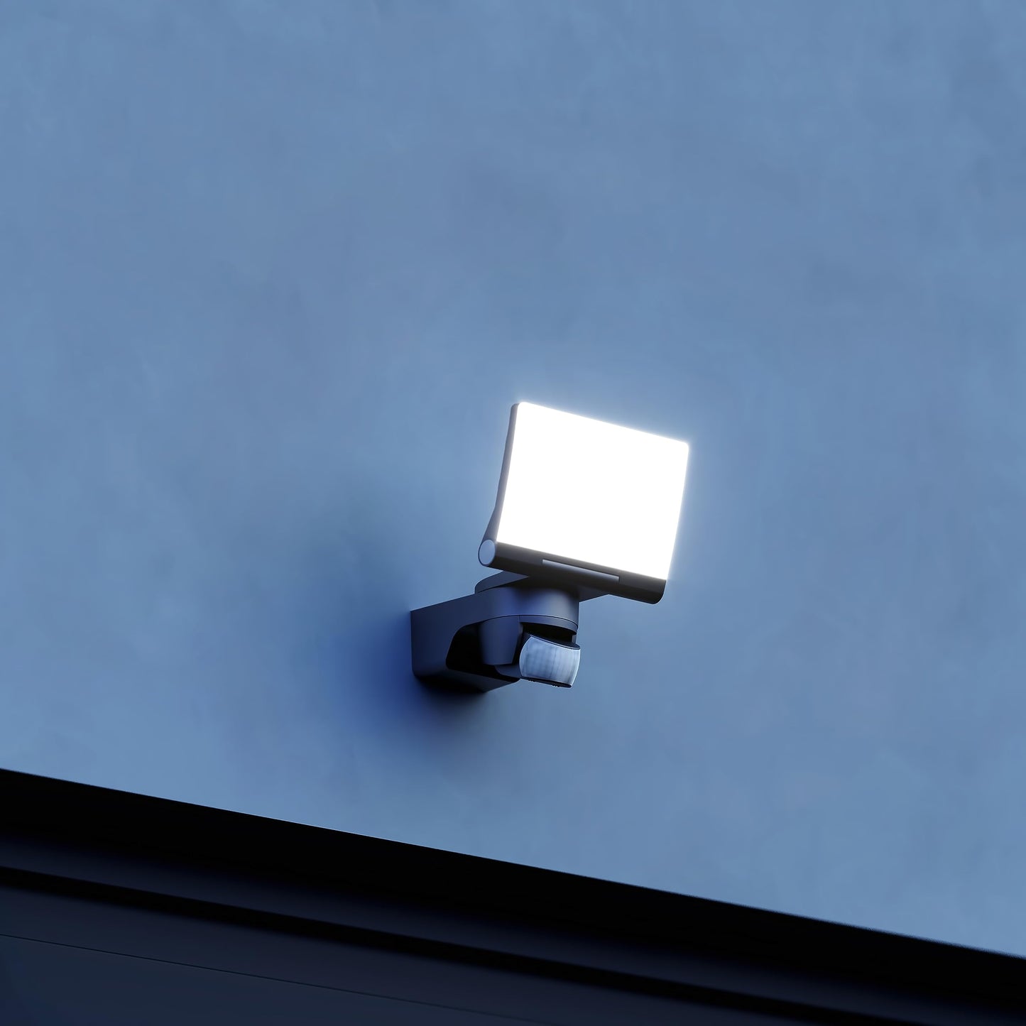 Steinel LED spotlight XLED Home 2 S black, floodlight, fully swiveling, 13.7 W, 180° with motion detector, 10 m range, 1550 lm - 33071