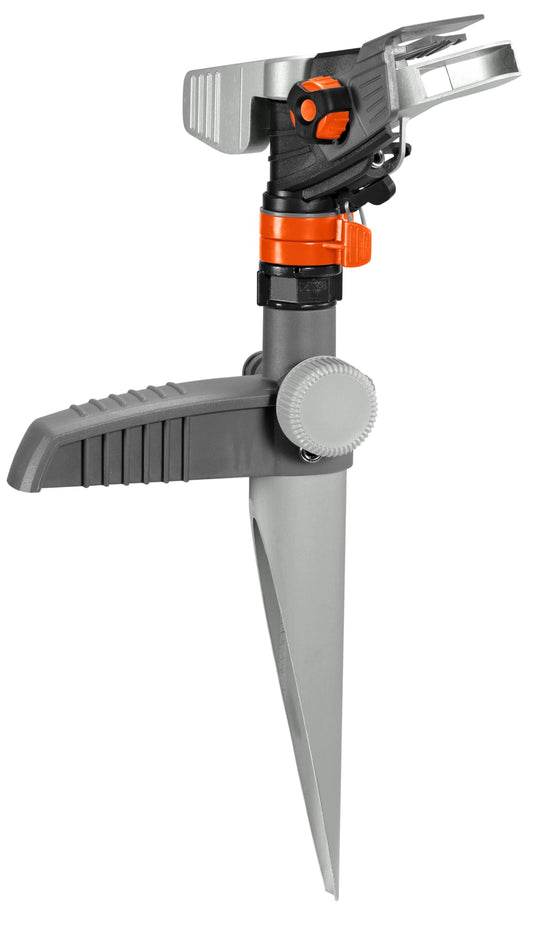 Gardena Premium pulse, circle and sector sprinkler (on metal spike): Premium sprinkler for watering larger areas up to 490 m², infinitely variable range adjustment up to 12.5 m (8136-20) - 08136-20
