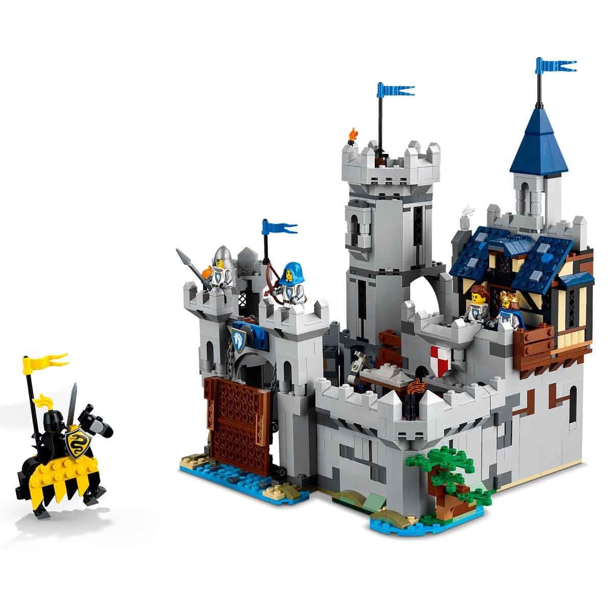 LEGO Creator Knight's Castle in the Middle Ages - 3-in-1 building set - Toy knight's castle - Convertible into knight's tournament scene or city - 6 minifigures - Gift for boys and girls aged 9 and up 31168