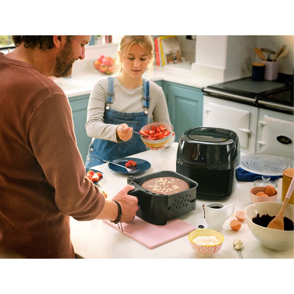 Russell Hobbs Heißluftfritteuse XXL 8L Rapid AirFryer [compact design, 7 cooking functions, 10 programs] SatisFry (dishwasher safe, max 220°C, oil-free fryer, grilling, baking, roasting) 27170-56