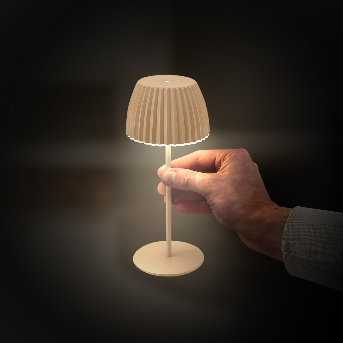 BRILONER - 2-piece set of Riffle Mini LED table lamps, wireless, IP44 with light edge, 8.5x20 cm, touch dimmer, rechargeable battery, bedside lamp, LED lamp, battery lamp, German Design Award Winner 2025, Beige - 7685021