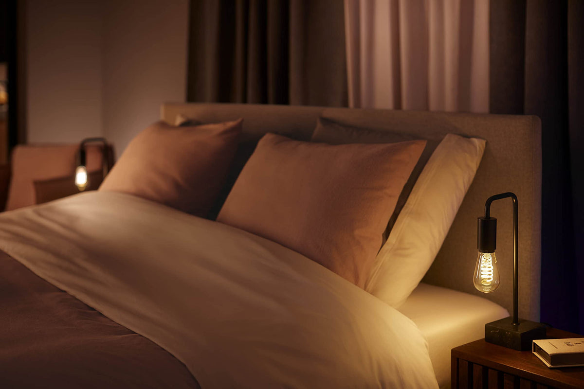 Philips Hue E27 Filament Edison Lamp - 929002477701