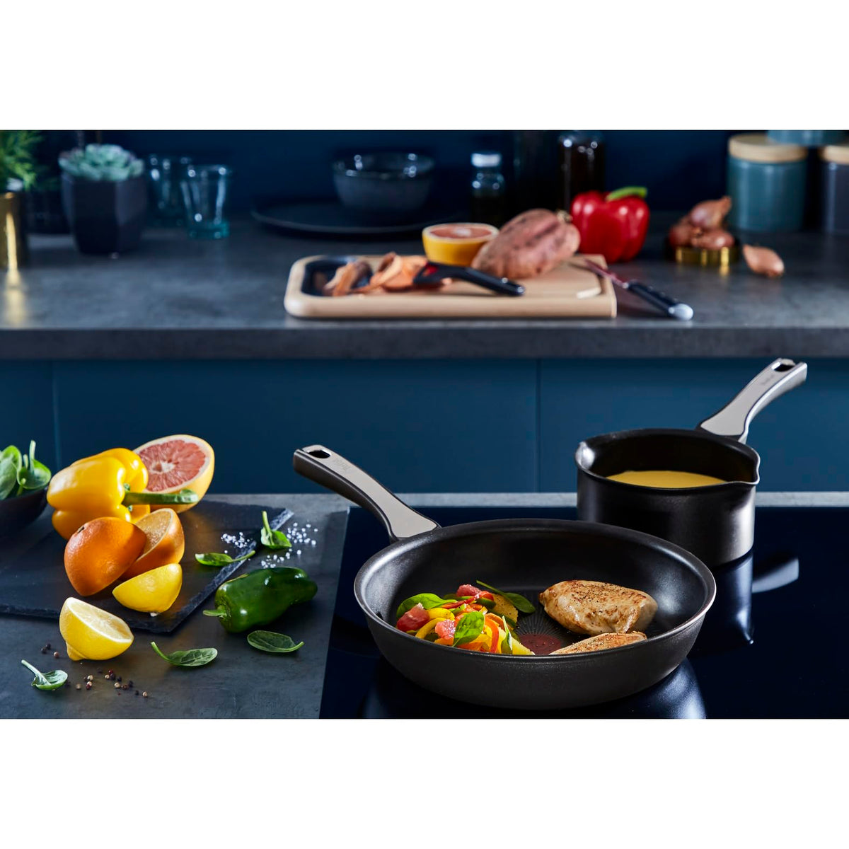 Tefal Unlimited Frying Pan 20 cm, Aluminum Pan Induction with Non-Stick Coating, Thermo-Signal for Ideal Cooking Temperature, Suitable for All Heat Sources, Made in France, G25902