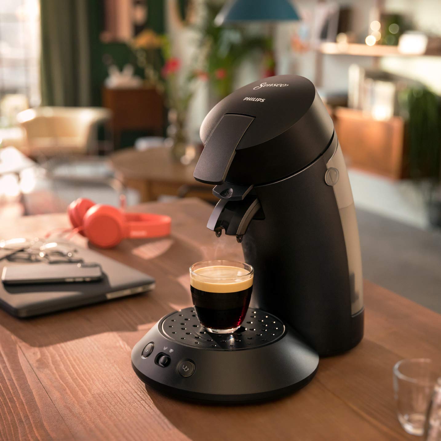 Philips Senseo Original Plus coffee pad machine - choice of coffee strength, Coffee Boost technology, environmentally friendly, two-cup function, 0.7L water tank, quick heating, velvety crema (CSA210/60) - CSA21060