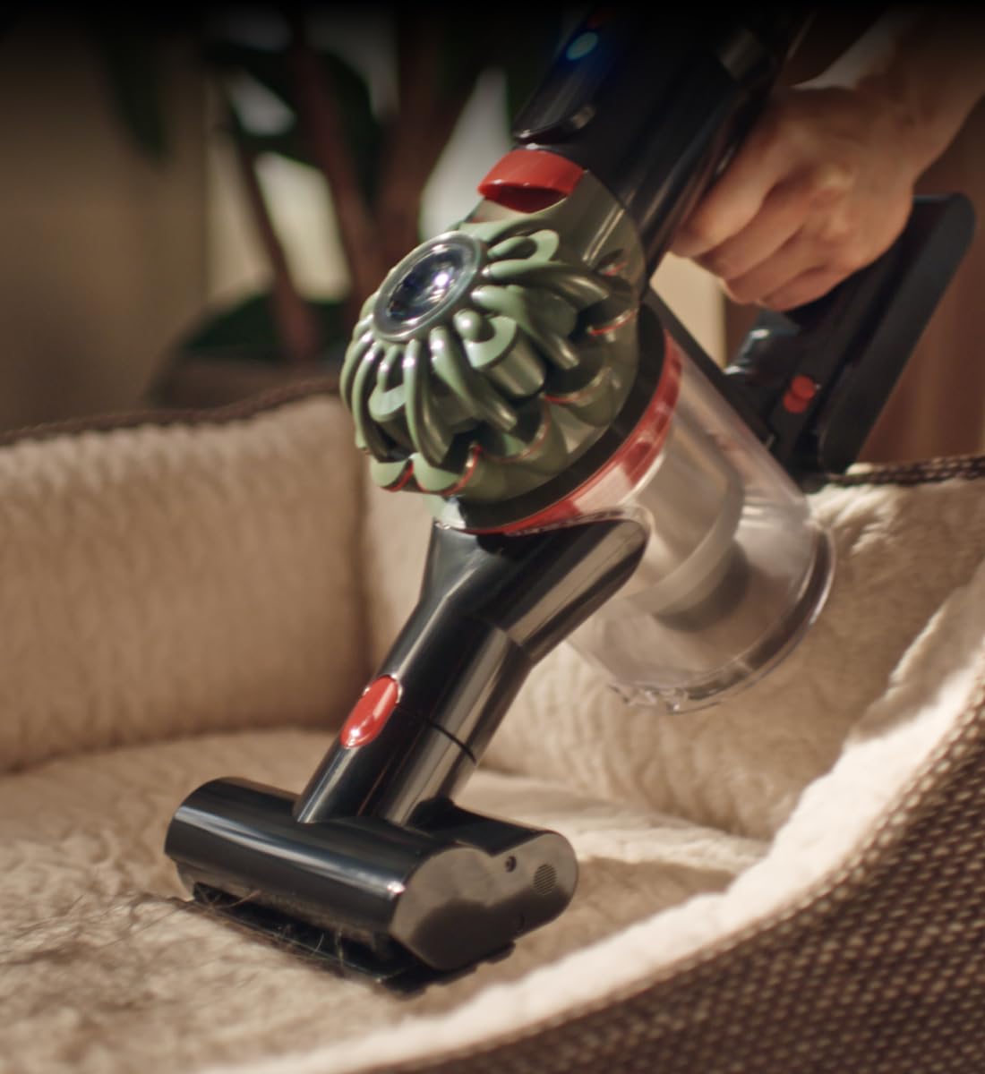 Aspirator de mână Dyson V8 Cyclone, Negru și Verde, 60 de minute autonomie - SV55-A