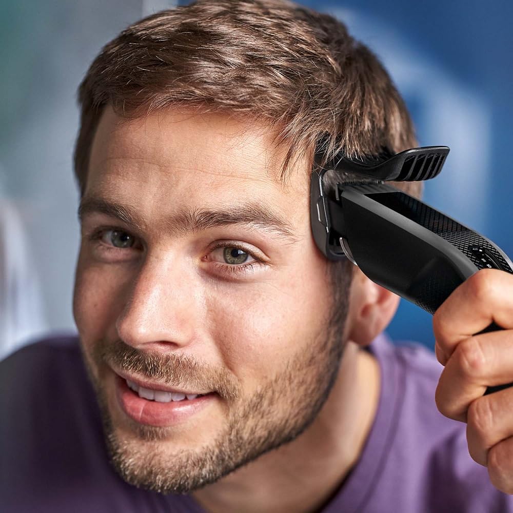 Philips HC5630/15 hair clipper Series 5000 with 28 length settings, 3 comb attachments and Turbo mode