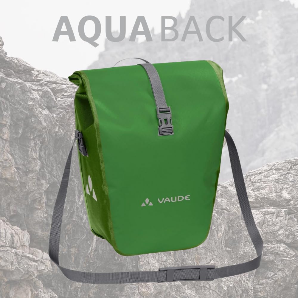 VAUDE bicycle bag for luggage rack Aqua Back Single 1 x 24 L in green, rear wheel bag waterproof, bicycle luggage rack bag at the back, easy attachment - Made in Germany - 12413