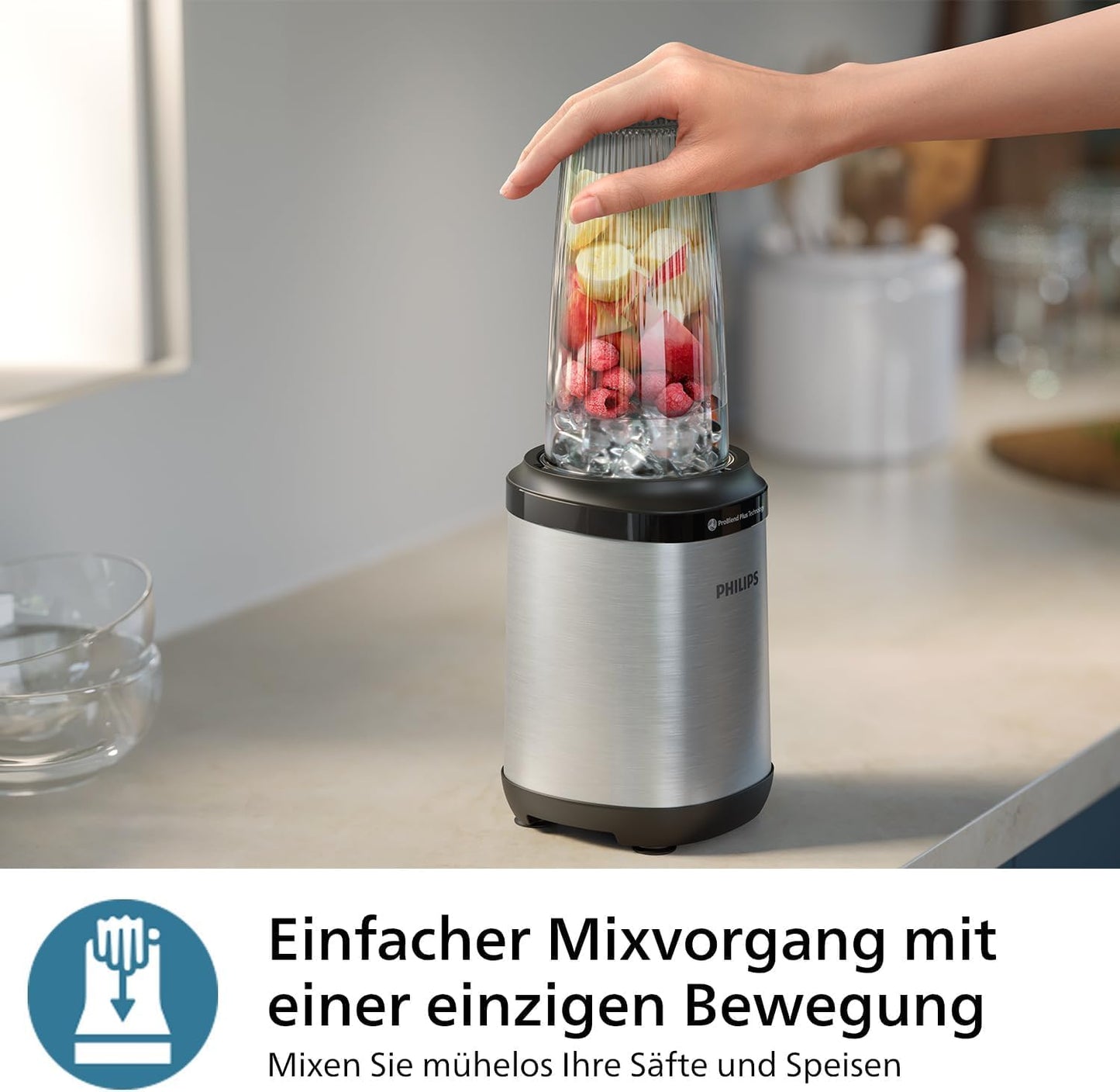 Philips 5000 Series Blender - Mini Smoothie Maker, Removable Blades, 700ml Cup, ProBlend Plus Technology, Easy to Clean, Elegant, Compact Design. 800 watts of power. Silver (HR2764/00)