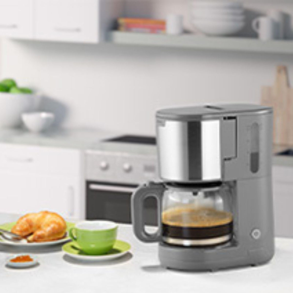 Mașină de cafea Braun PurShine KF1500GY, mașină de cafea cu filtru, cu carafă din sticlă și sistem OptiBrew, funcție anti-picurare, oprire automată de siguranță, capacitate de 10 cești, 1000W, gri.