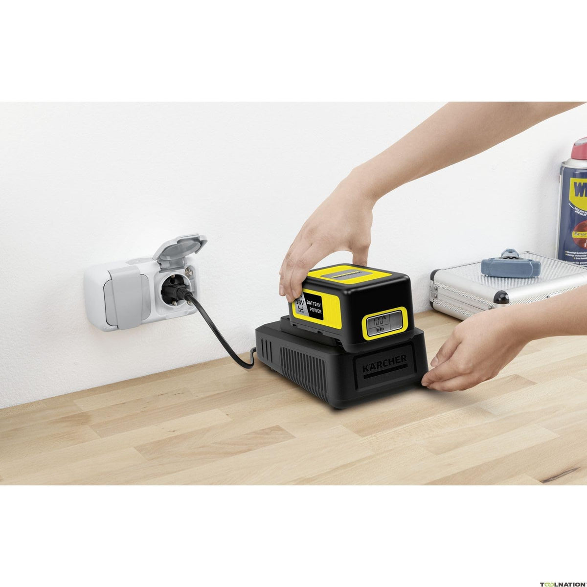 Kärcher Battery Power 18/50, 18 V, 5 Ah (Energy consumption 90 Wh, real-time battery display, lithium-ion battery, extremely robust, temperature management, splash water protected, automatic storage mode) - 2.445-035.0