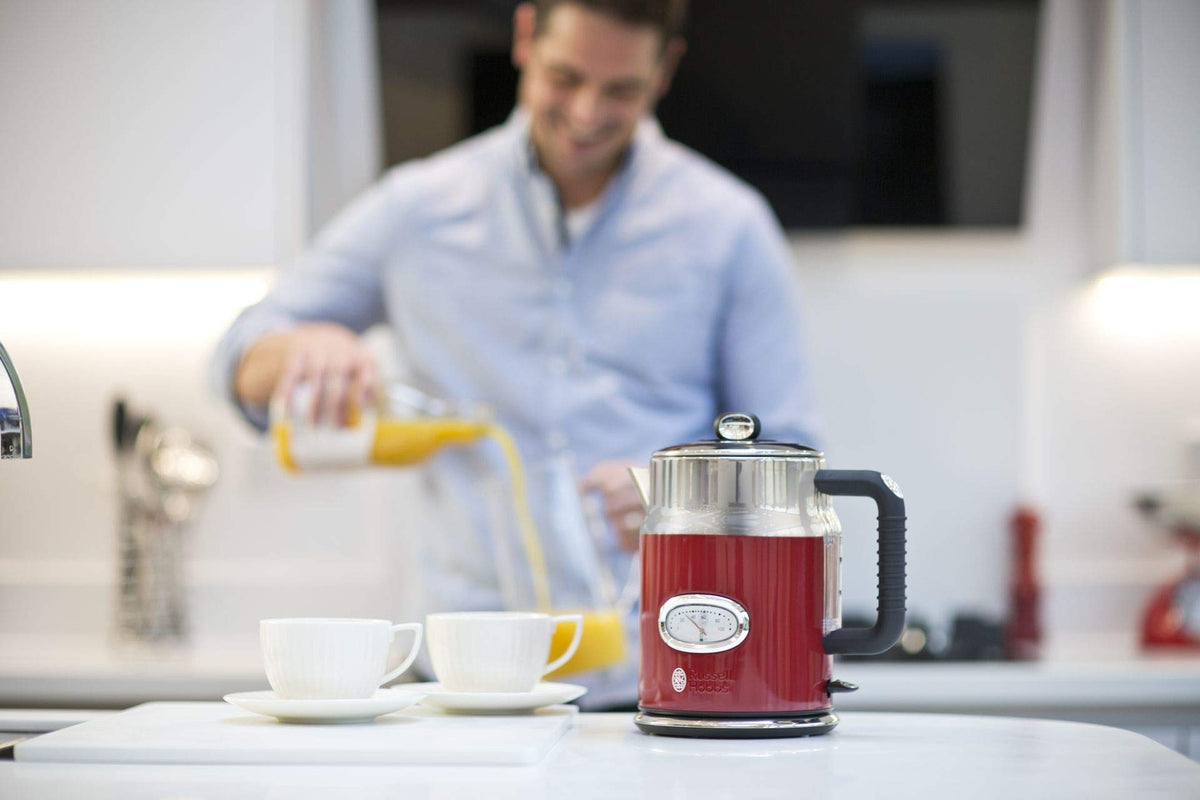 Russell Hobbs Vintage Kettle, 1.7 l, 2400 Watt, Retro Teapot - 21670-70