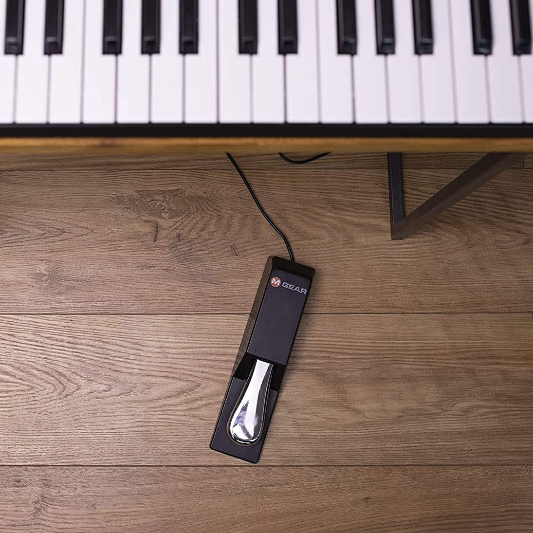 AKAI Professional Midi Controller + Sustain Pedal Bundle - MPKMINI3B