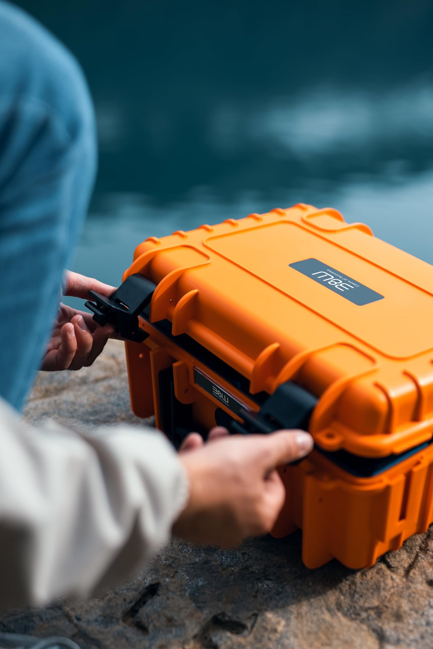 B&W International transport case Outdoor 3000 (PP.117) yellow - empty case - waterproof (IP67), dustproof, impact-resistant, extremely robust - 3000/Y