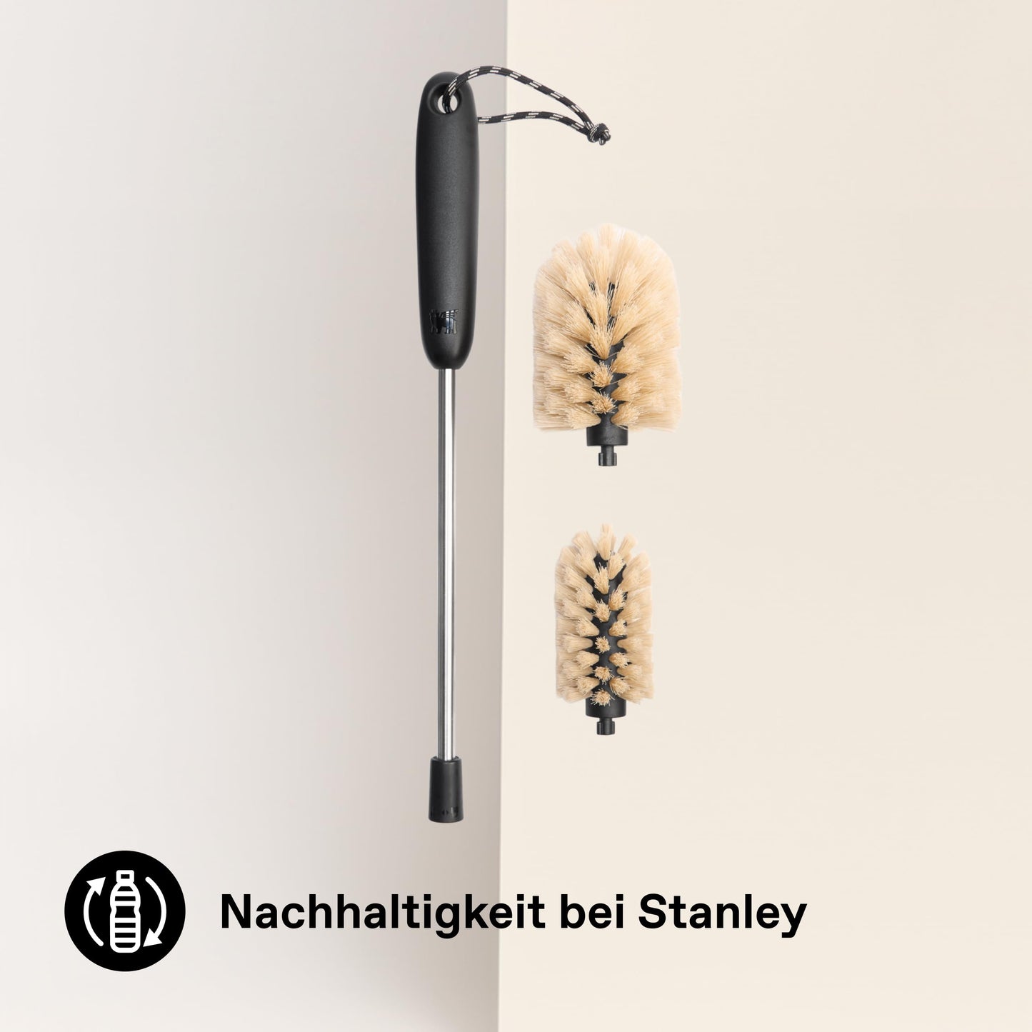 Stanley 1913 Quencher H2.0 Flowstate Drinking Bottle with Straw 1.2L - Thermo Mug Cools 11 Hours - 48 Hours Ice Cooled - With Cleaning Brush - Blue Spruce - 100000112460
