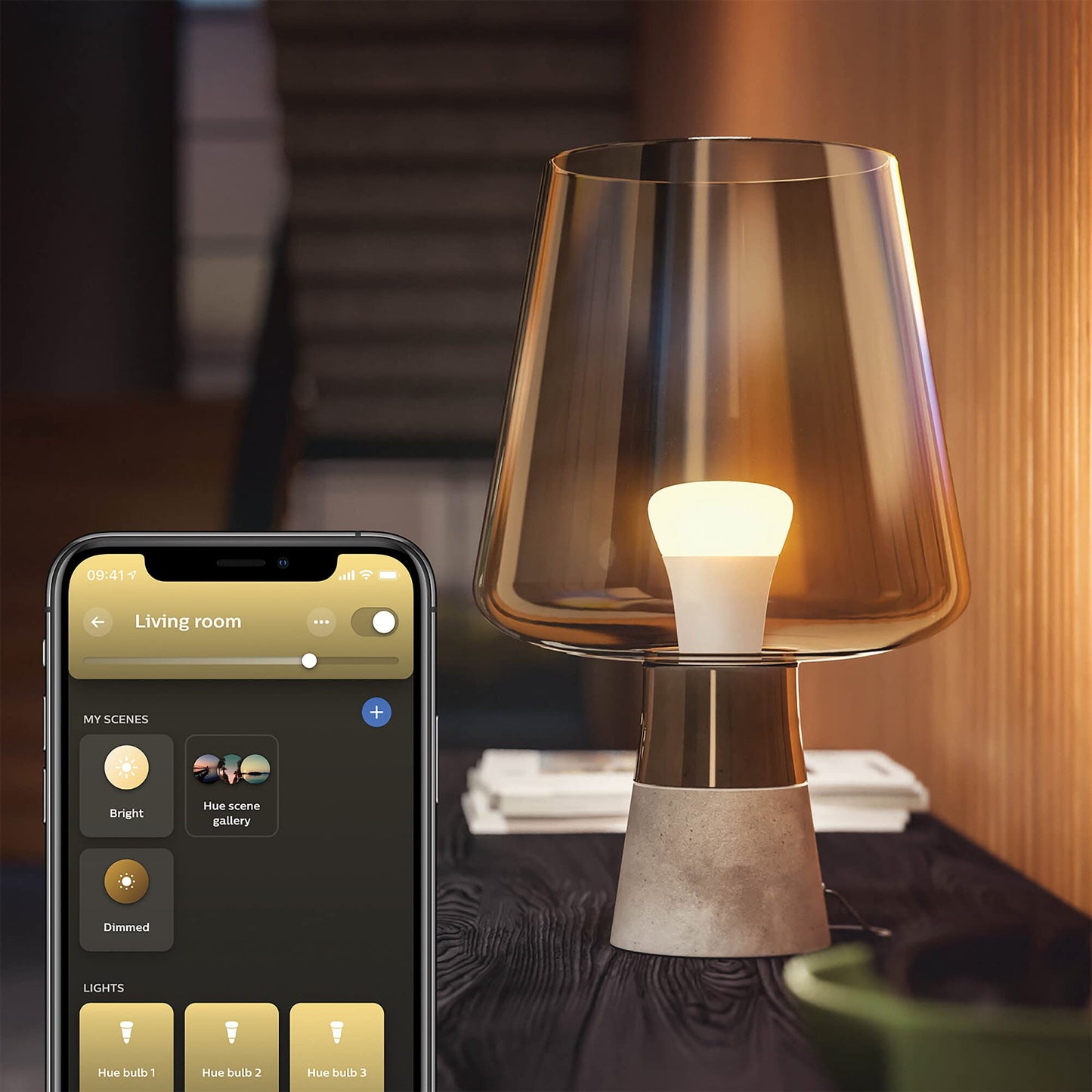 Philips Hue White E27 LED light bulb, 1100lm, warm white, dimmable, controllable via app, compatible with Amazon Alexa (Echo, Echo Dot), pack of 1, old generation - 929002469202