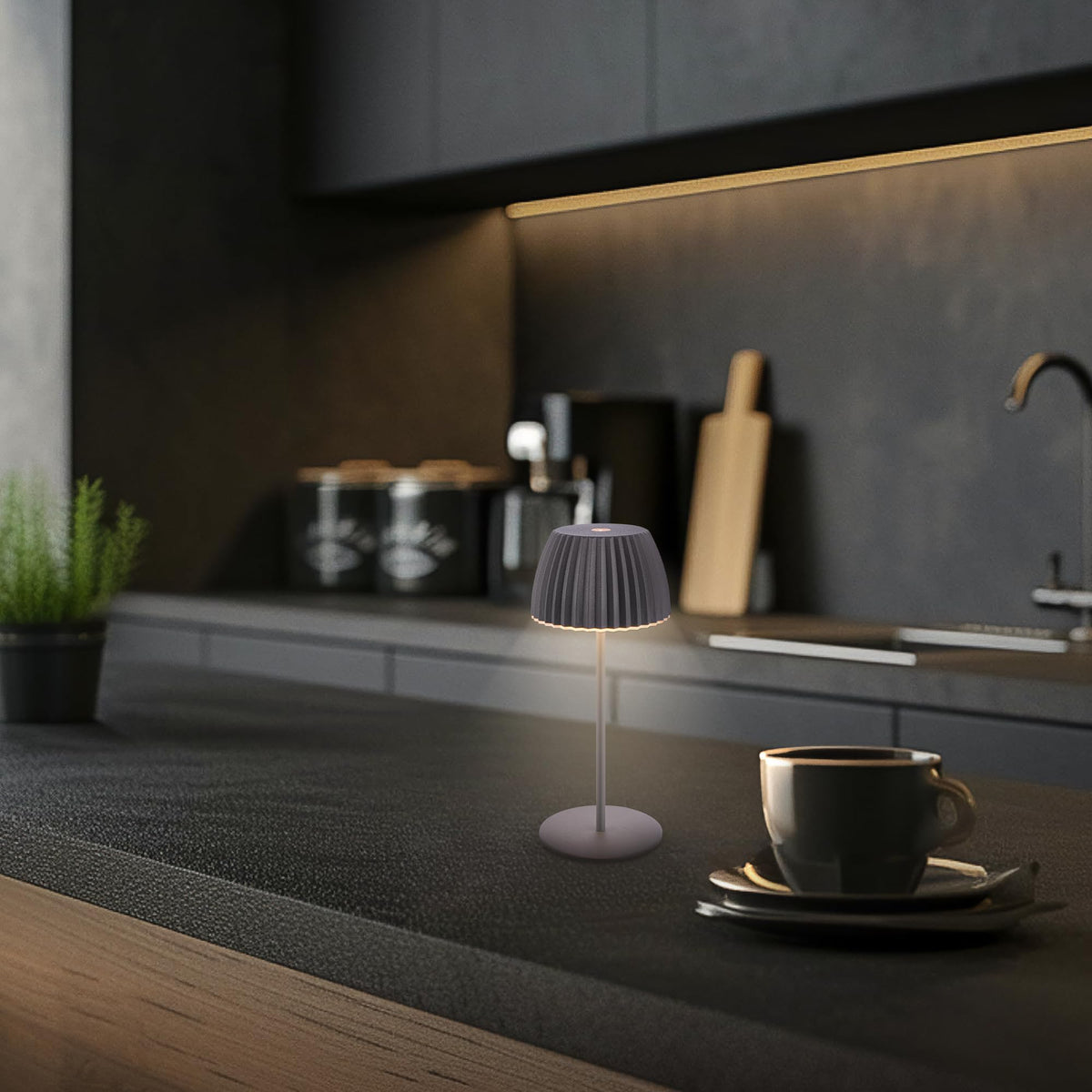 BRILONER - 2-piece set of Riffle Mini LED table lamps, wireless, IP44 with light edge, 8.5x20 cm, touch dimmer, rechargeable battery, bedside lamp, battery lamp, German Design Award Winner 2025, anthracite. - 7685025