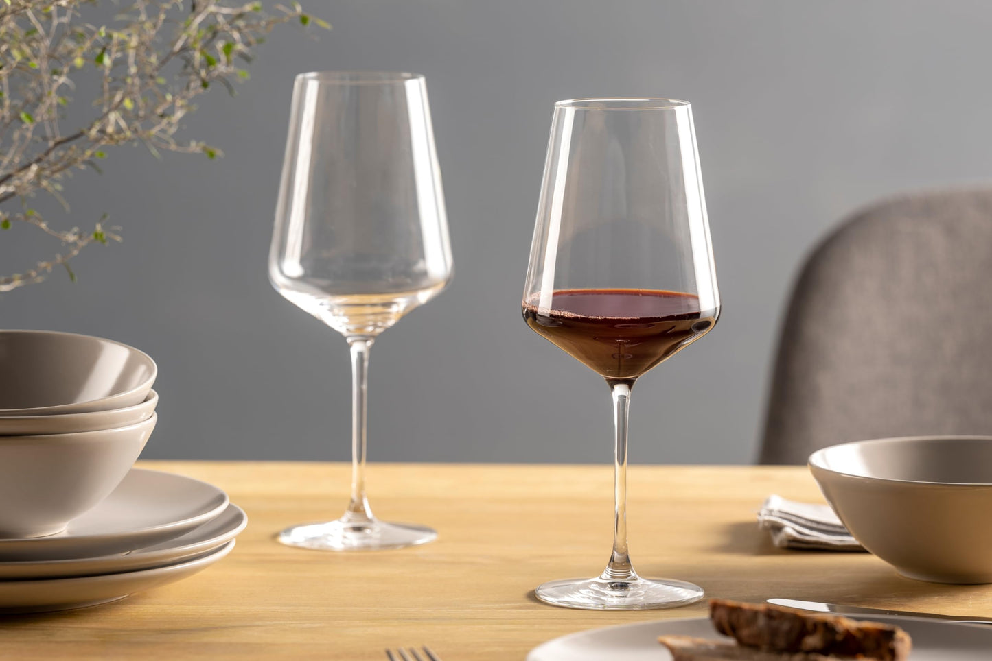 LEONARDO HOME PUCCINI red wine glasses (set of 6) • Scratch-resistant wine glasses (750 ml) • Dishwasher safe & durable • Timeless glasses for red wine • Modern design • Puccini red wine glass • 069554 - 014790