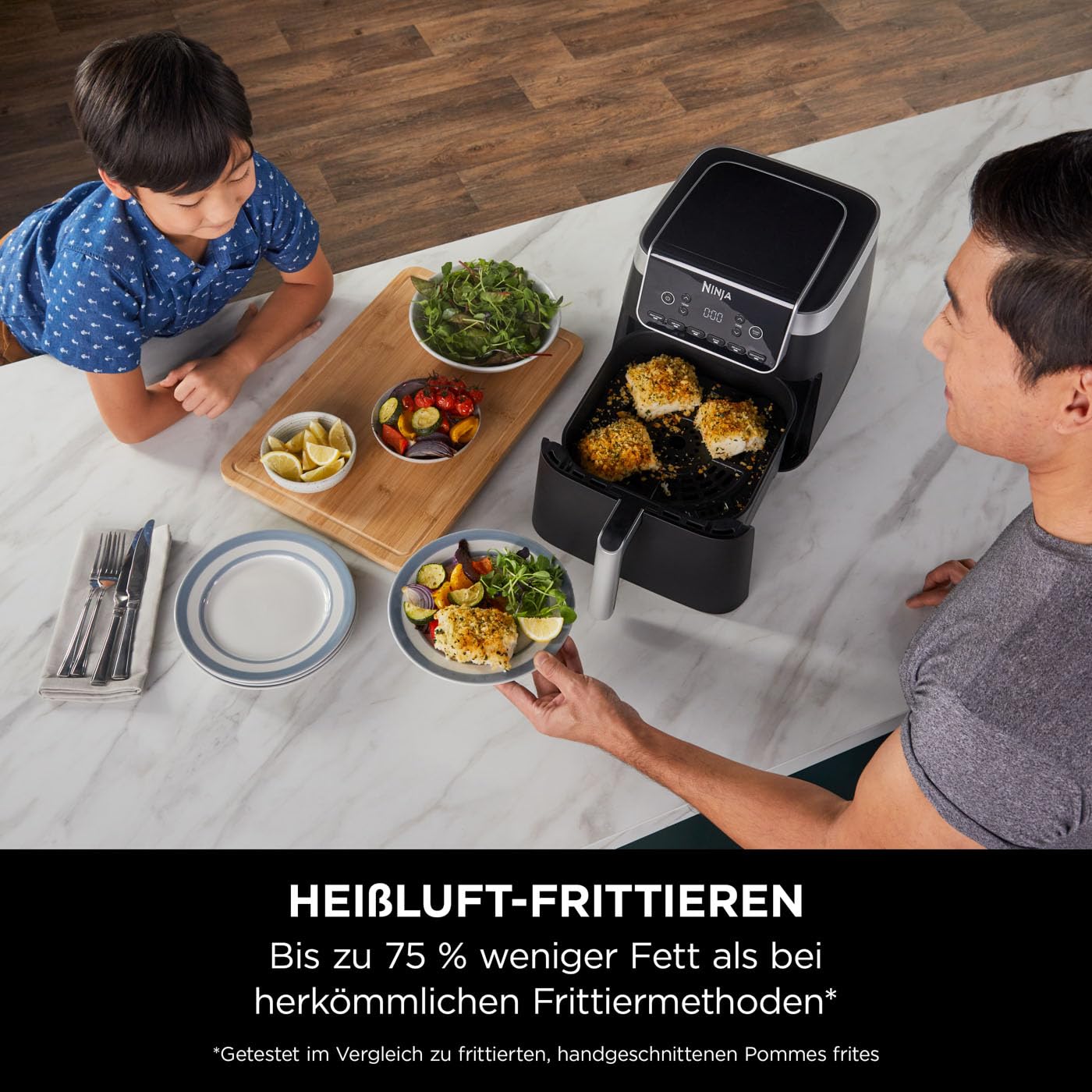 Ninja Air Fryer Hot Air Fryer MAX PRO, 6.2L, Non-Stick Coating, Dishwasher Safe Basket and Crisper Grid Insert, Oil-Free Fryer, Digital, Cooking from Frozen, Gray, AF180EU
