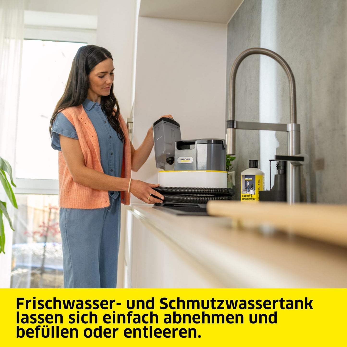 Kärcher vacuum cleaner SE 2 Spot Care, power consumption: 450 W, fresh water tank: 1.5 l, area: 2.89 m2, weight: 4.2 kg, spray suction hose, washing upholstery nozzle, stain nozzle and cleaner RM 519, white - 1.081-420.0