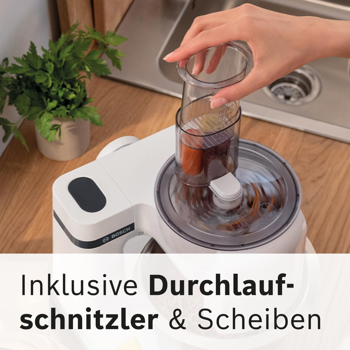 Bosch Robot de bucătărie Serie 2, robot de bucătărie mic, bol din plastic de 3,8l, feliator cu alimentare continuă, 4 discuri, 4 trepte, cârlig de frământare/beatere, lavabil în mașina de spălat vase, 700 W, alb, MUMS2AW01
