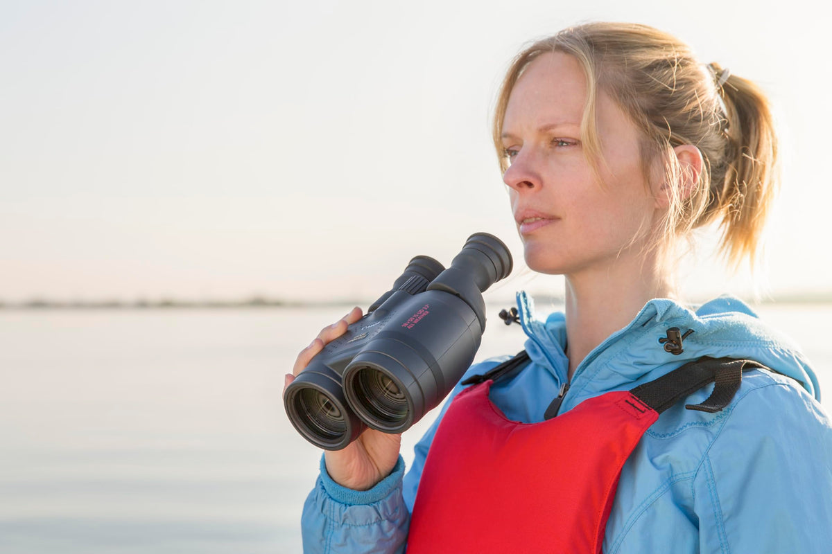 Canon 18x50 IS All-Weather Binoculars (18x magnification, weatherproof, field glasses, precision optics, IS image stabilizer, manual focus, diopter correction, Porro prism II), black - 4624A014