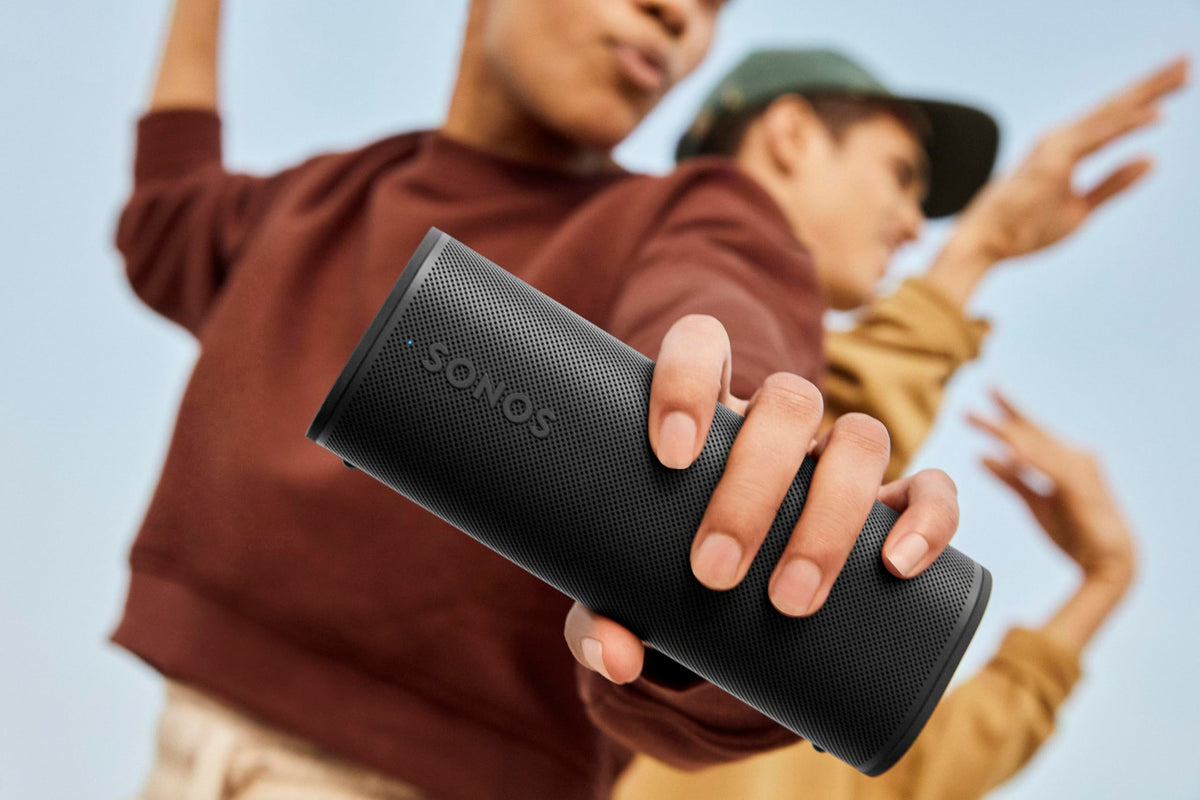 Sonos Roam 2 Extremely compact, mobile WLAN speaker - Waterproof - 10 hours battery life - Black - S27