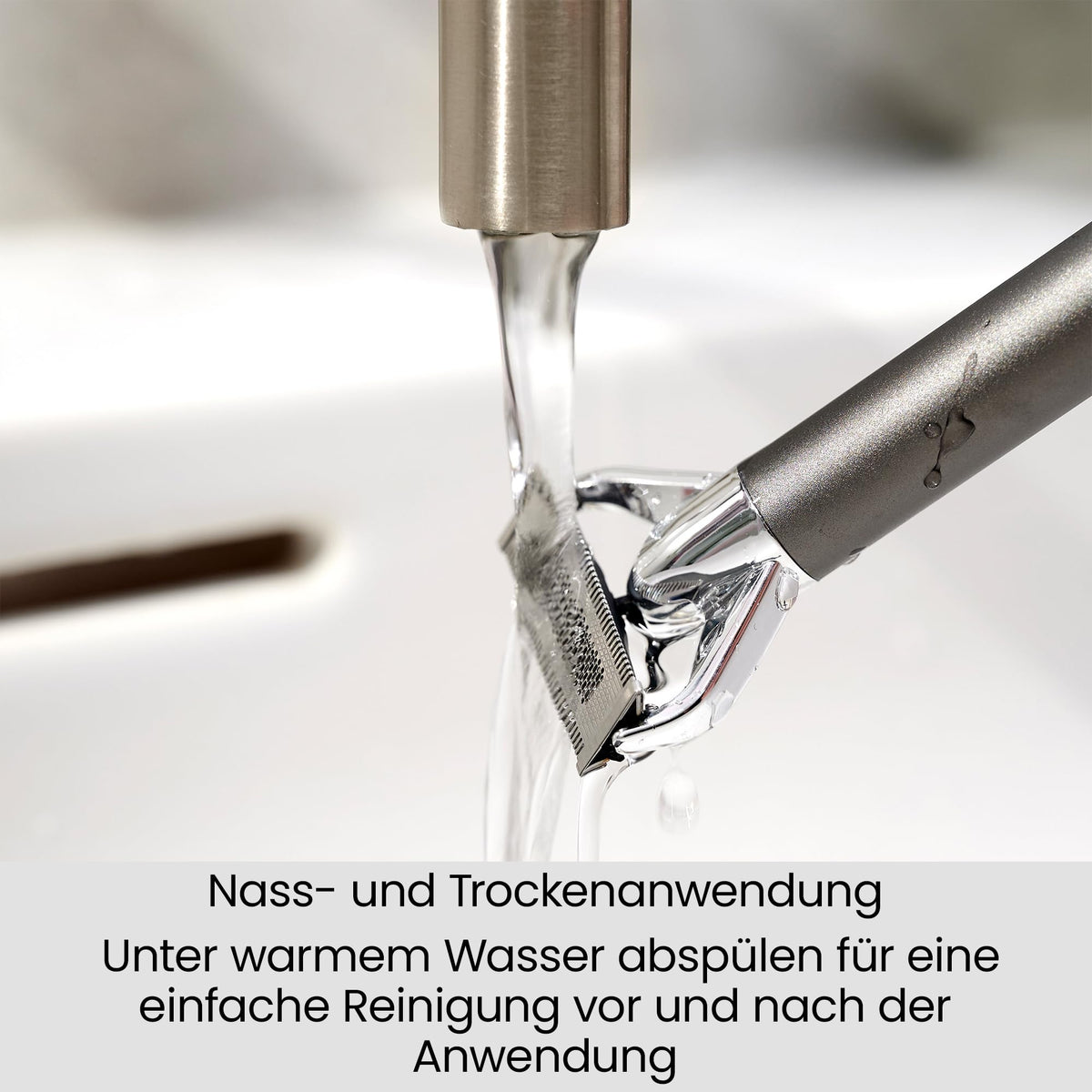 BaByliss X-Blade Rasoir electric, trimmer pentru barbă și corp, lame de precizie ultra ascuțite, lamă flexibilă de 50°, 4 capete de pieptene 1-5mm, acumulator Li-Ion fără fir, 100% rezistent la apă, OT996E