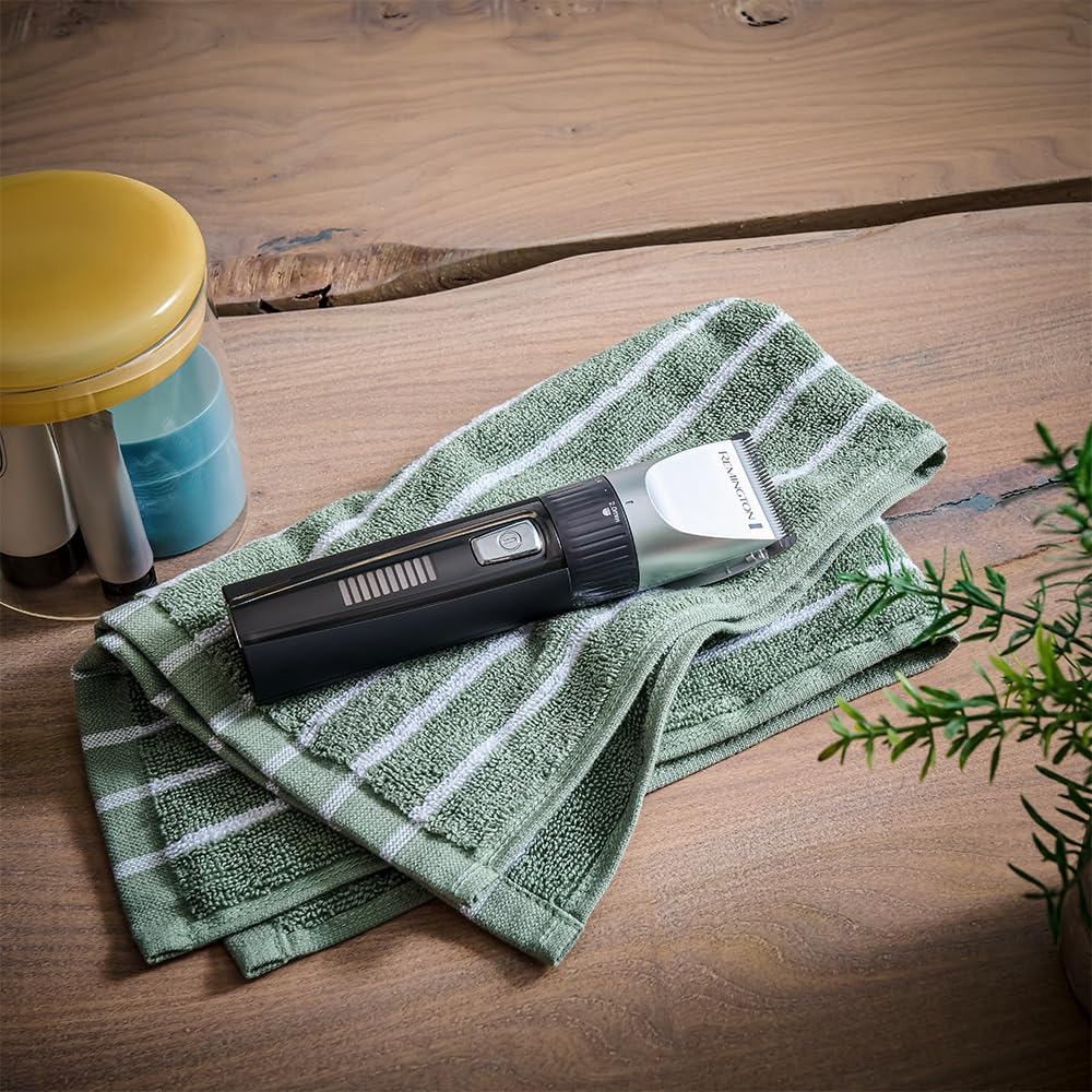 Remington Hair Clipper Professional [self-sharpening ceramic blades/0.8-40mm/precision adjustment] Hair Clipper Set (10 attachment combs, corded/cordless operation, lithium, aluminum case, hairdresser cape) HC5811