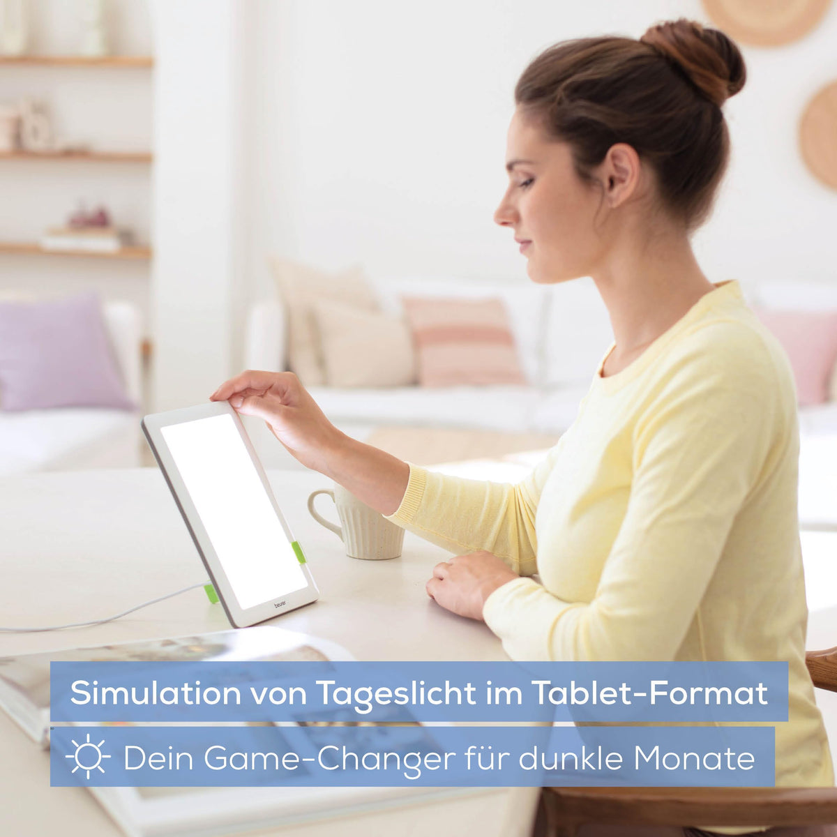 Beurer TL 30 Daylight Lamp, simulation of daylight, up to 10,000 Lux, medical device, flicker-free and UV-free LED technology, daylight lamp with adjustable stand and carrying case. - 608.05
